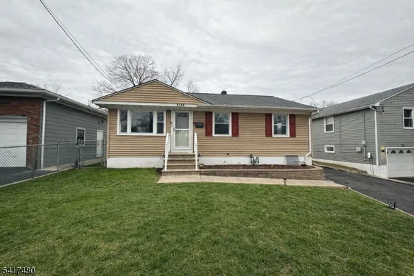 $3,400 | 2828 North Stiles Street, Linden, NJ 07036