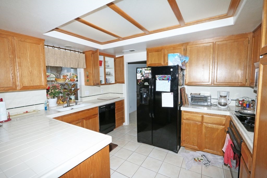 109 South Mercedes Road Fallbrook, CA 92028 - Photo 2 of 23