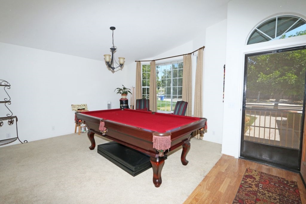 109 South Mercedes Road Fallbrook, CA 92028 - Photo 11 of 23