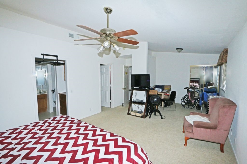 109 South Mercedes Road Fallbrook, CA 92028 - Photo 19 of 23