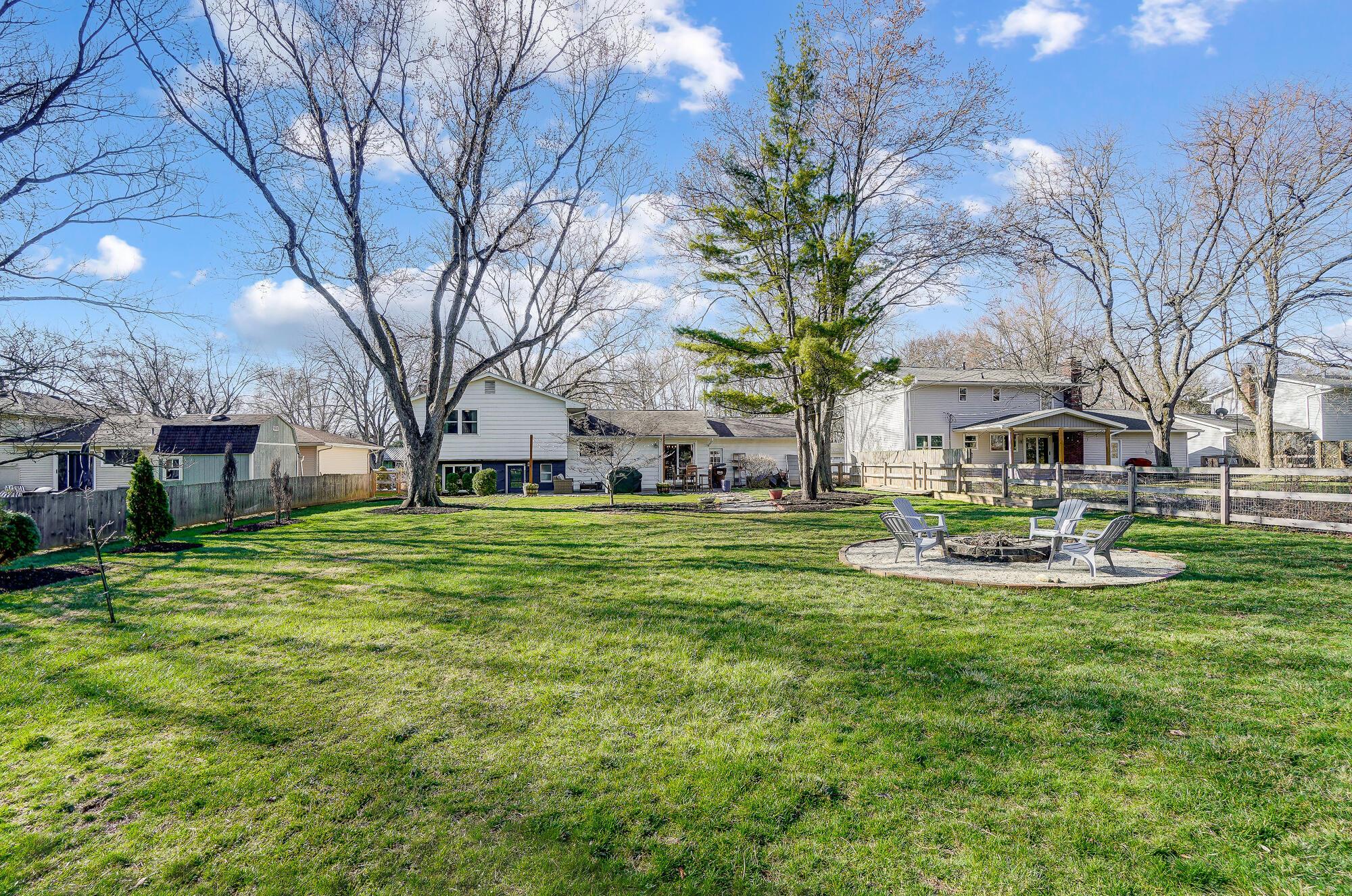 2444 Merbrook Road Columbus, OH 43235 - Photo 46 of 50 51_067