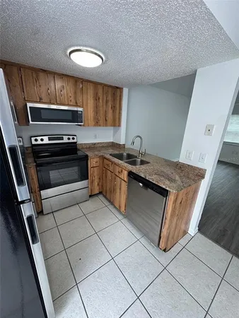 $1,249 | 1409 Northeast 17th Avenue, Ocala, FL 34470