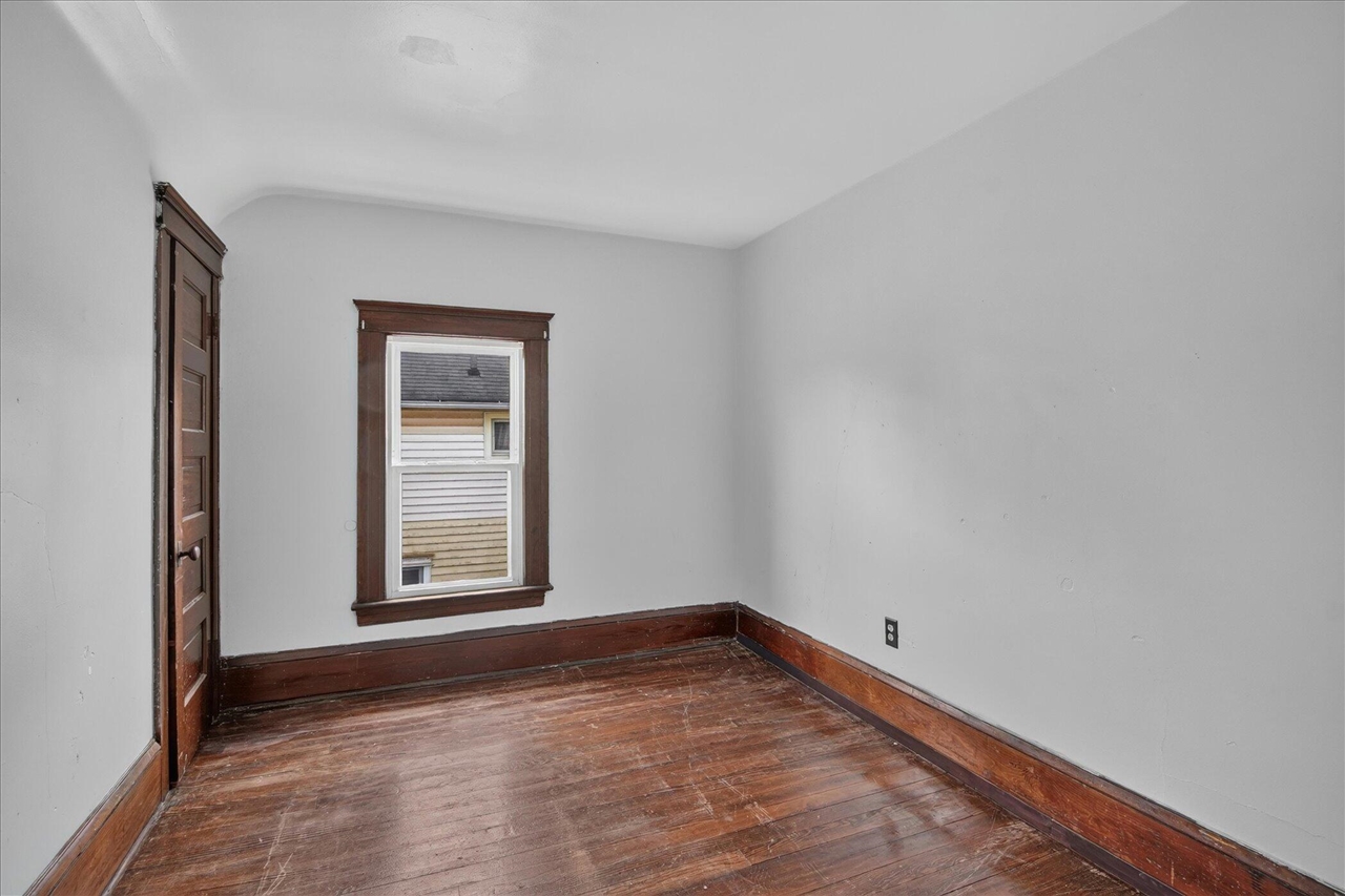 237 North Forbes Street Jackson, MI 49202 - Photo 32 of 48