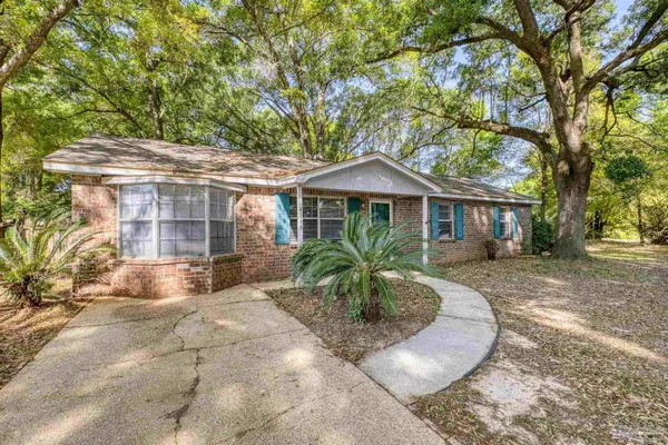 $180,000 | 4233 West Avenida De Golf, Pace, FL 32571