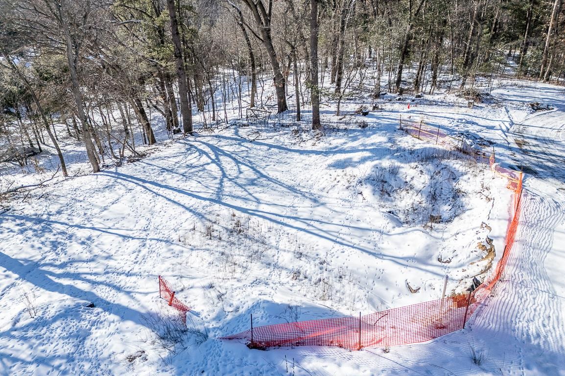 N2146 Robe Road New London, WI 54961 - Photo 11 of 20