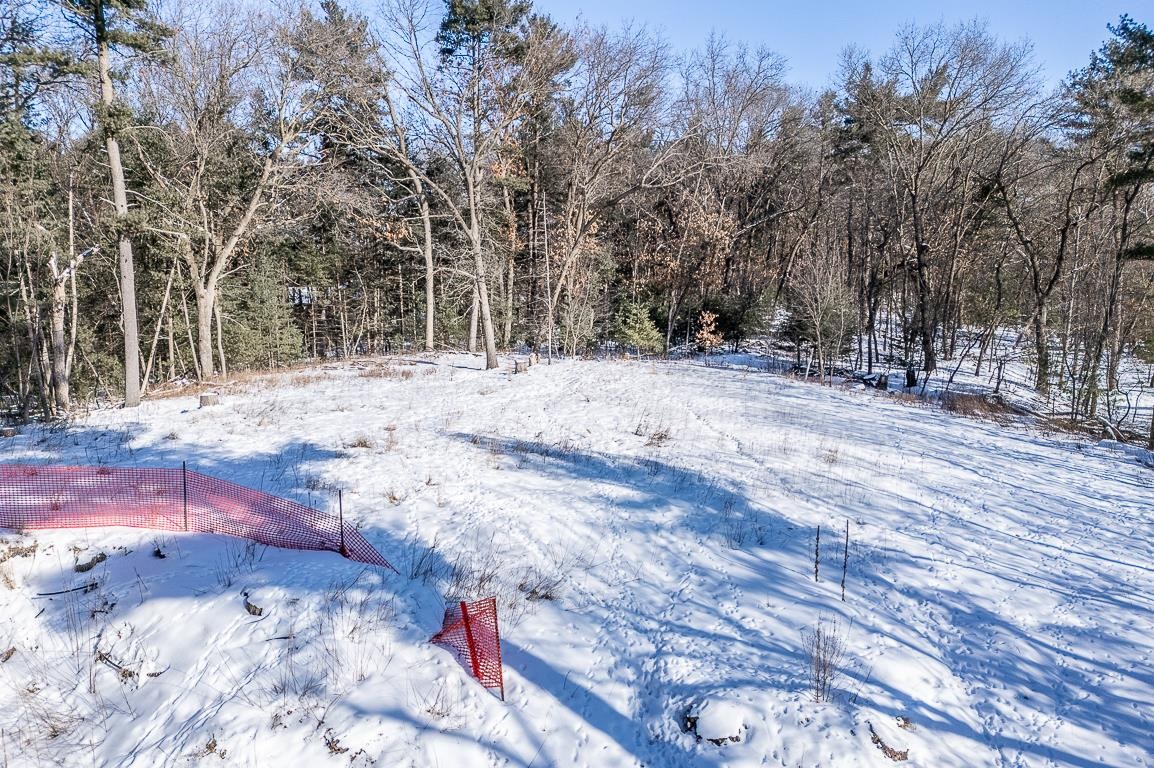 N2146 Robe Road New London, WI 54961 - Photo 12 of 20