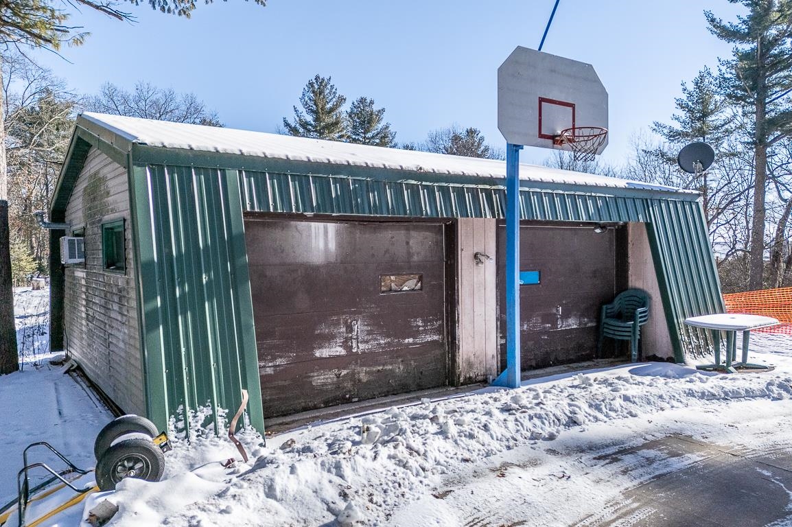 N2146 Robe Road New London, WI 54961 - Photo 7 of 20