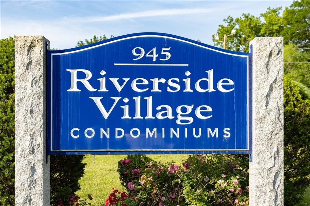 945 Riverside Drive, Unit 8A Methuen, MA 01844 - Photo 2 of 22