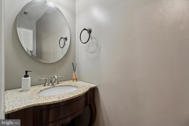 $2,850 | 804 Woodland Drive, Havertown, PA 19083