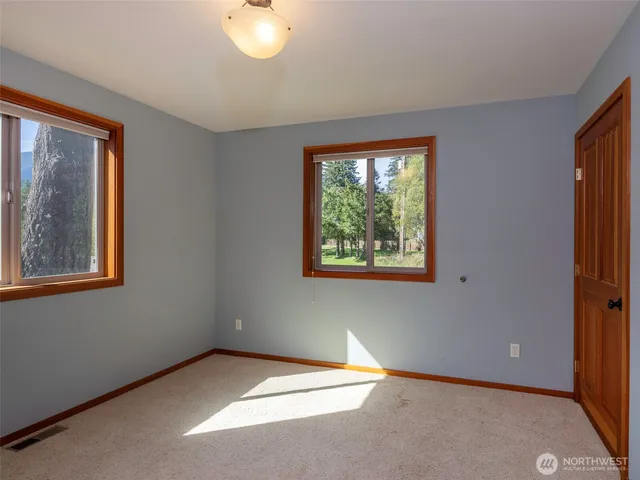 $699,000 | 293935 Highway 101, Quilcene, WA 98376