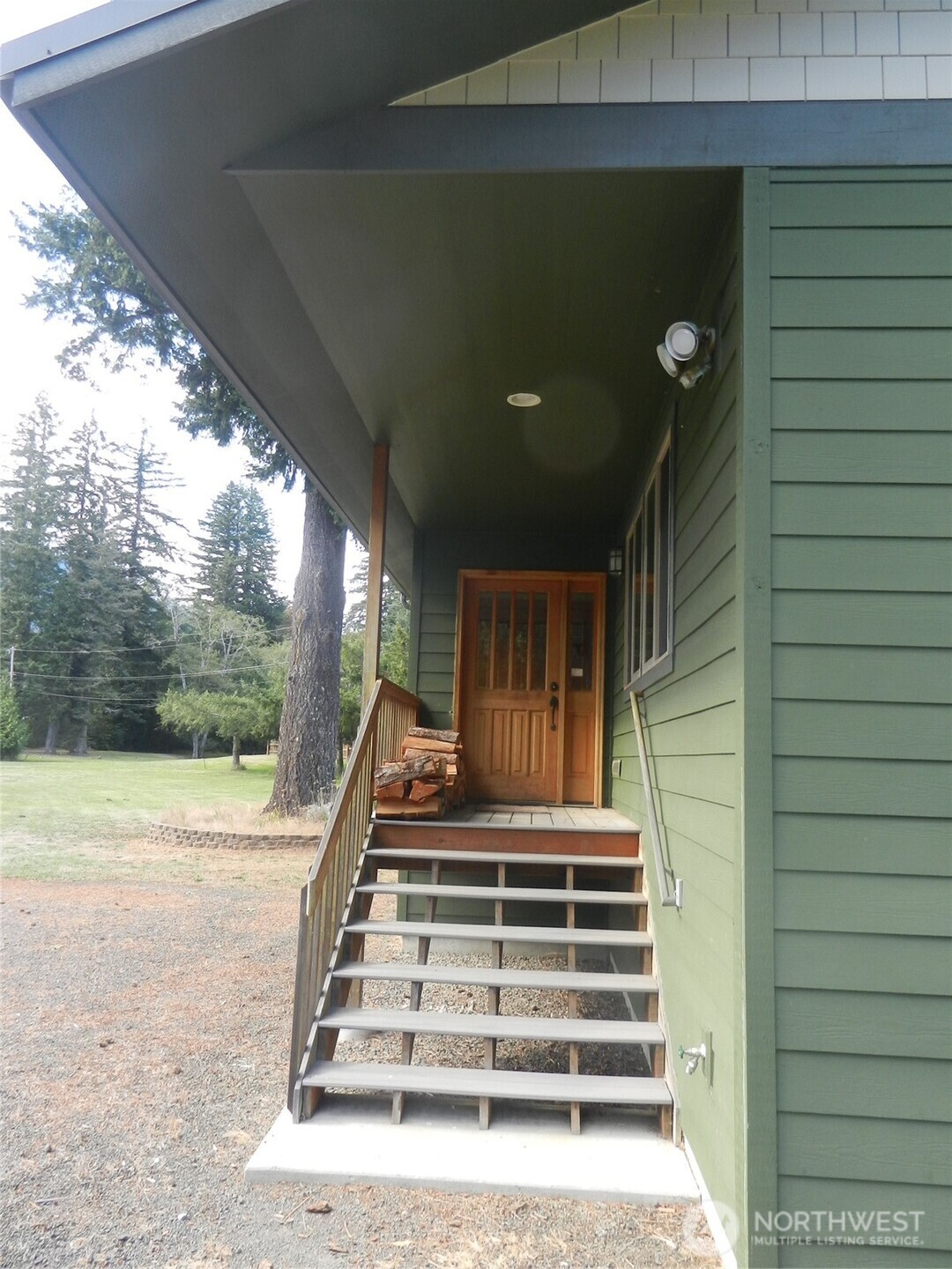 293935 Highway 101 Quilcene, WA 98376 - Photo 10 of 40