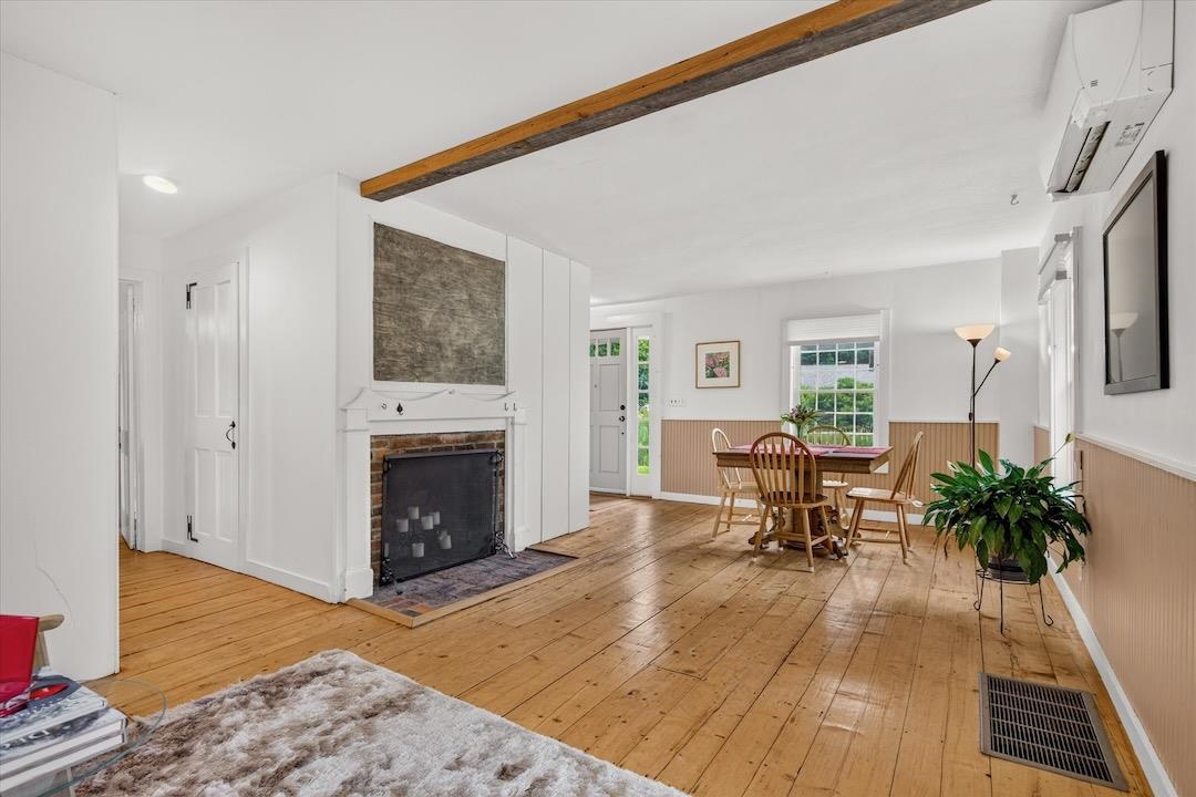 606 Old Stowell Hill Road Londonderry, VT 05148 - Photo 15 of 44