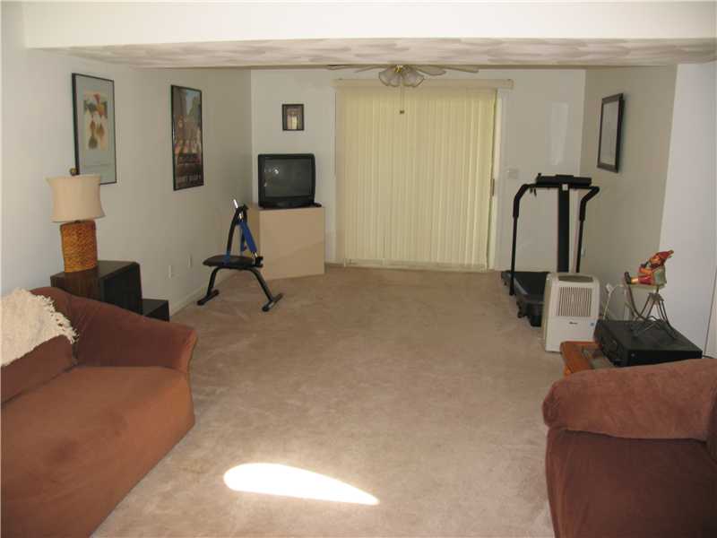 909 Middlebridge Road South Kingstown, RI 02879 - Photo 8 of 10 Den/Family/Great Room.
