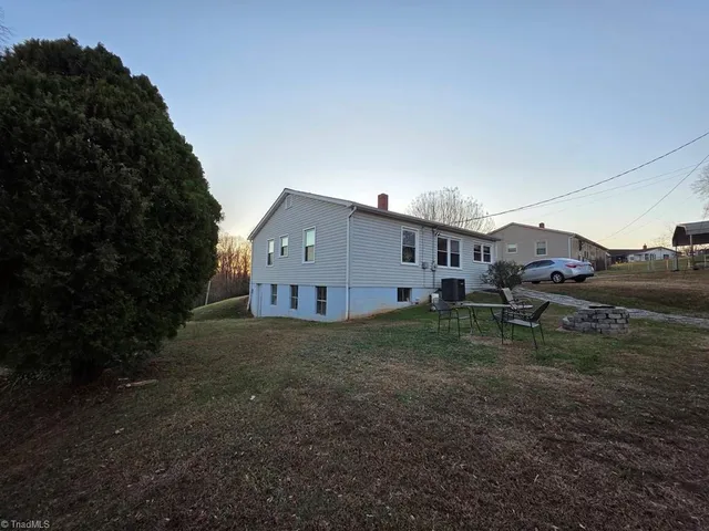 $190,000 | 1615 Brushy Mountain Road, Wilkesboro, NC 28697