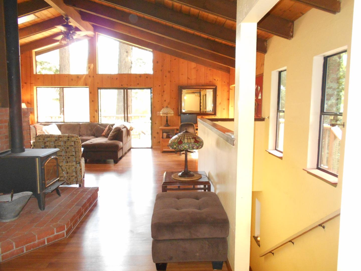 860 Valley View Road Ben Lomond, CA 95005 - Photo 16 of 39 Gallery Image 16