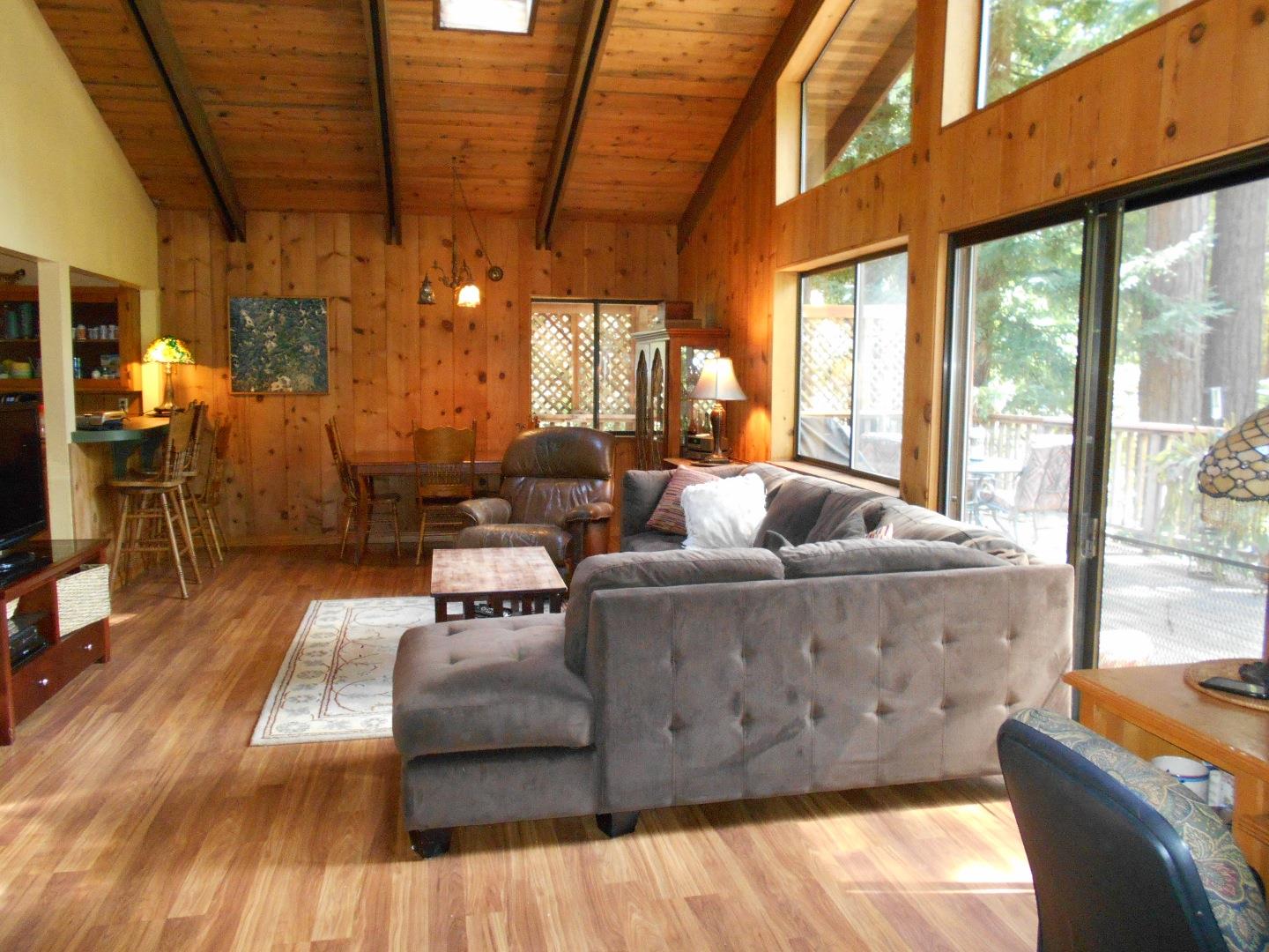 860 Valley View Road Ben Lomond, CA 95005 - Photo 17 of 39 Gallery Image 17