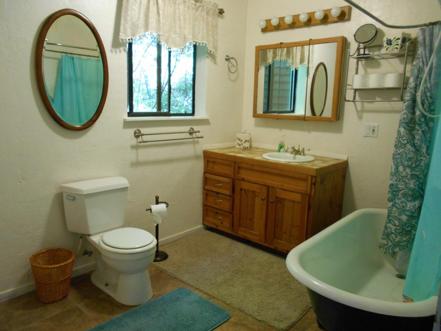 860 Valley View Road Ben Lomond, CA 95005 - Photo 25 of 39 Gallery Image 25