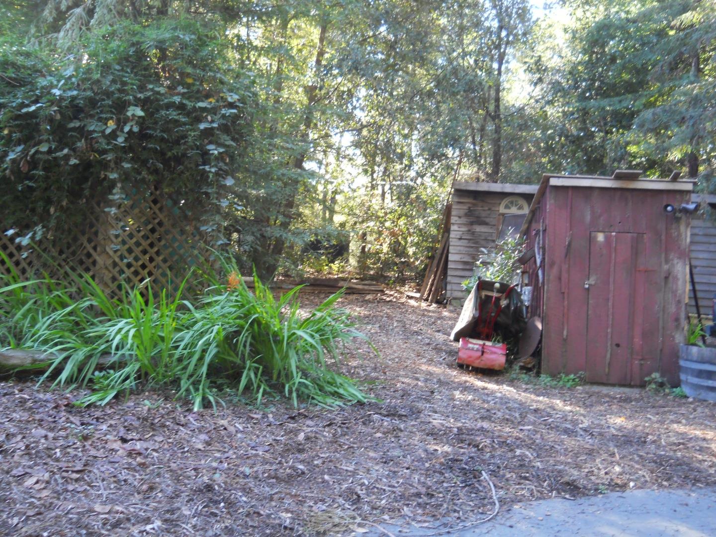 860 Valley View Road Ben Lomond, CA 95005 - Photo 28 of 39 Gallery Image 28