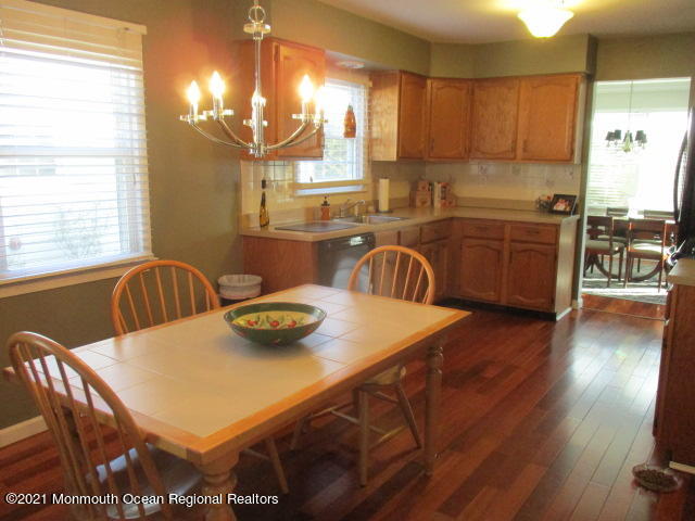 8 Thames Place Brick, NJ 08723 - Photo 15 of 33 IMG_8682