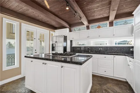 $3,299,000 | 505 29th Street, Newport Beach, CA 92663