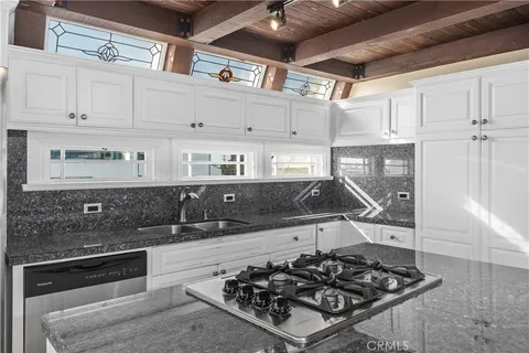 $3,299,000 | 505 29th Street, Newport Beach, CA 92663