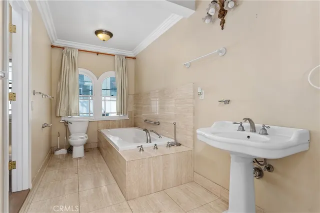 $3,299,000 | 505 29th Street, Newport Beach, CA 92663