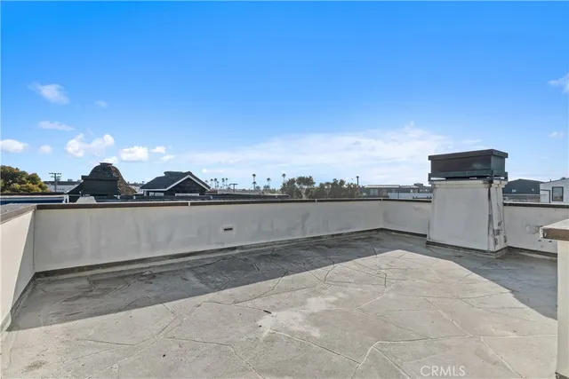 $3,299,000 | 505 29th Street, Newport Beach, CA 92663