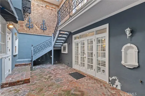 $3,299,000 | 505 29th Street, Newport Beach, CA 92663