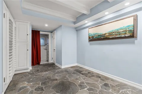 $3,299,000 | 505 29th Street, Newport Beach, CA 92663