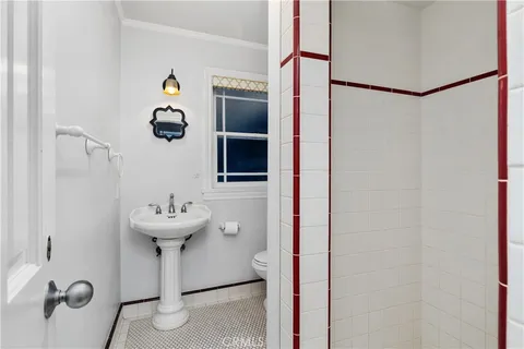 $3,299,000 | 505 29th Street, Newport Beach, CA 92663