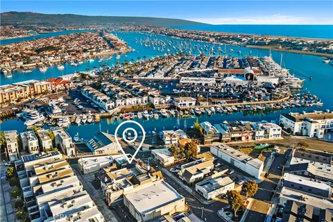 $3,299,000 | 505 29th Street, Newport Beach, CA 92663