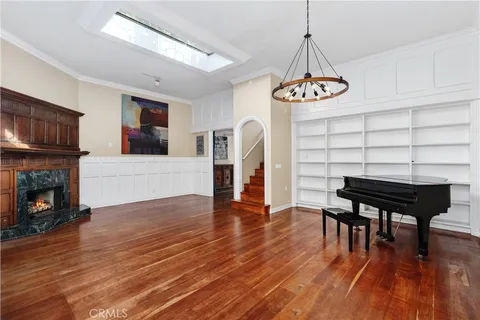 $3,299,000 | 505 29th Street, Newport Beach, CA 92663