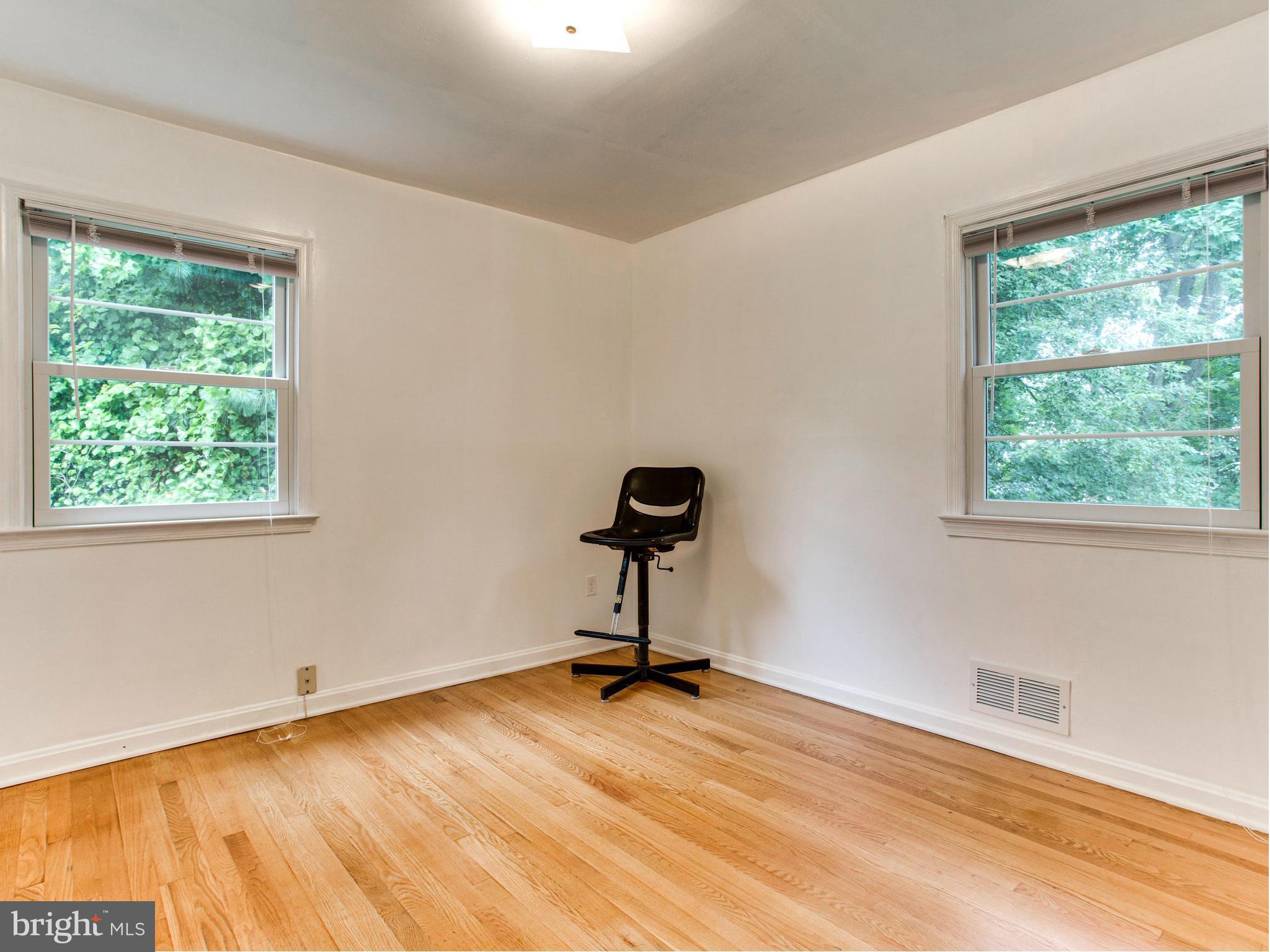 4102 Addison Road Fairfax, VA 22030 - Photo 13 of 30 Bedroom