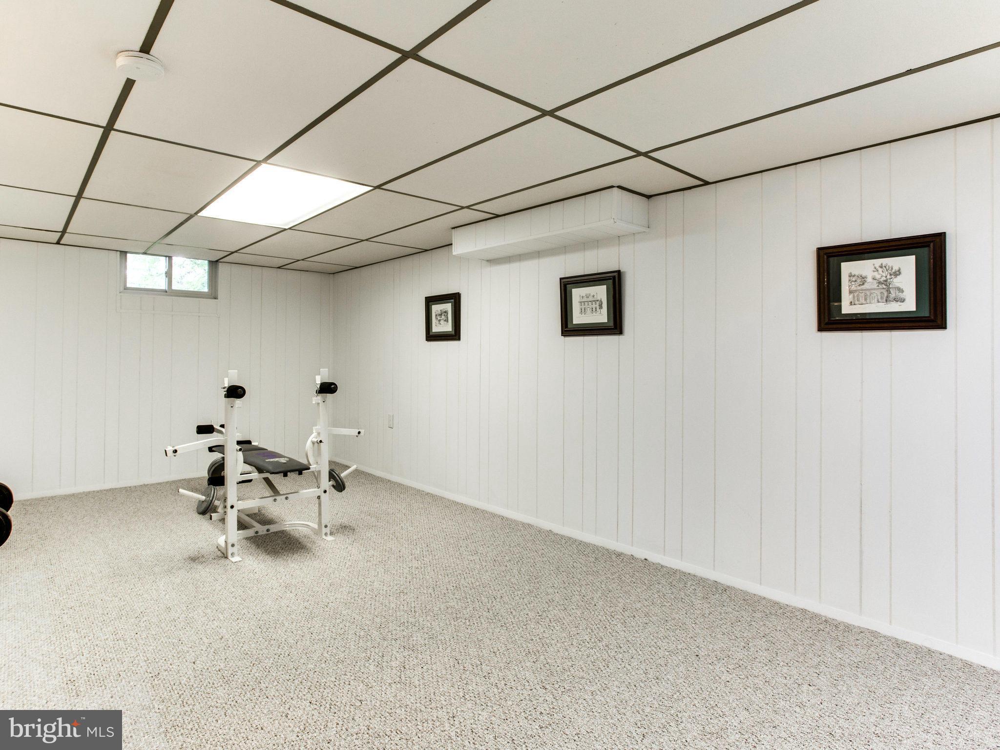 4102 Addison Road Fairfax, VA 22030 - Photo 23 of 30 Family Room