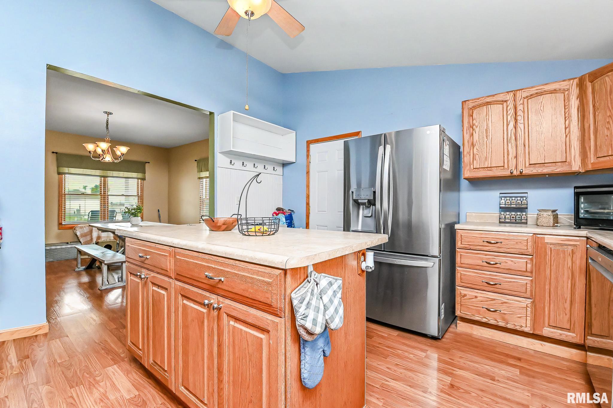 122 Fisk Street Goodfield, IL 61742 - Photo 9 of 35