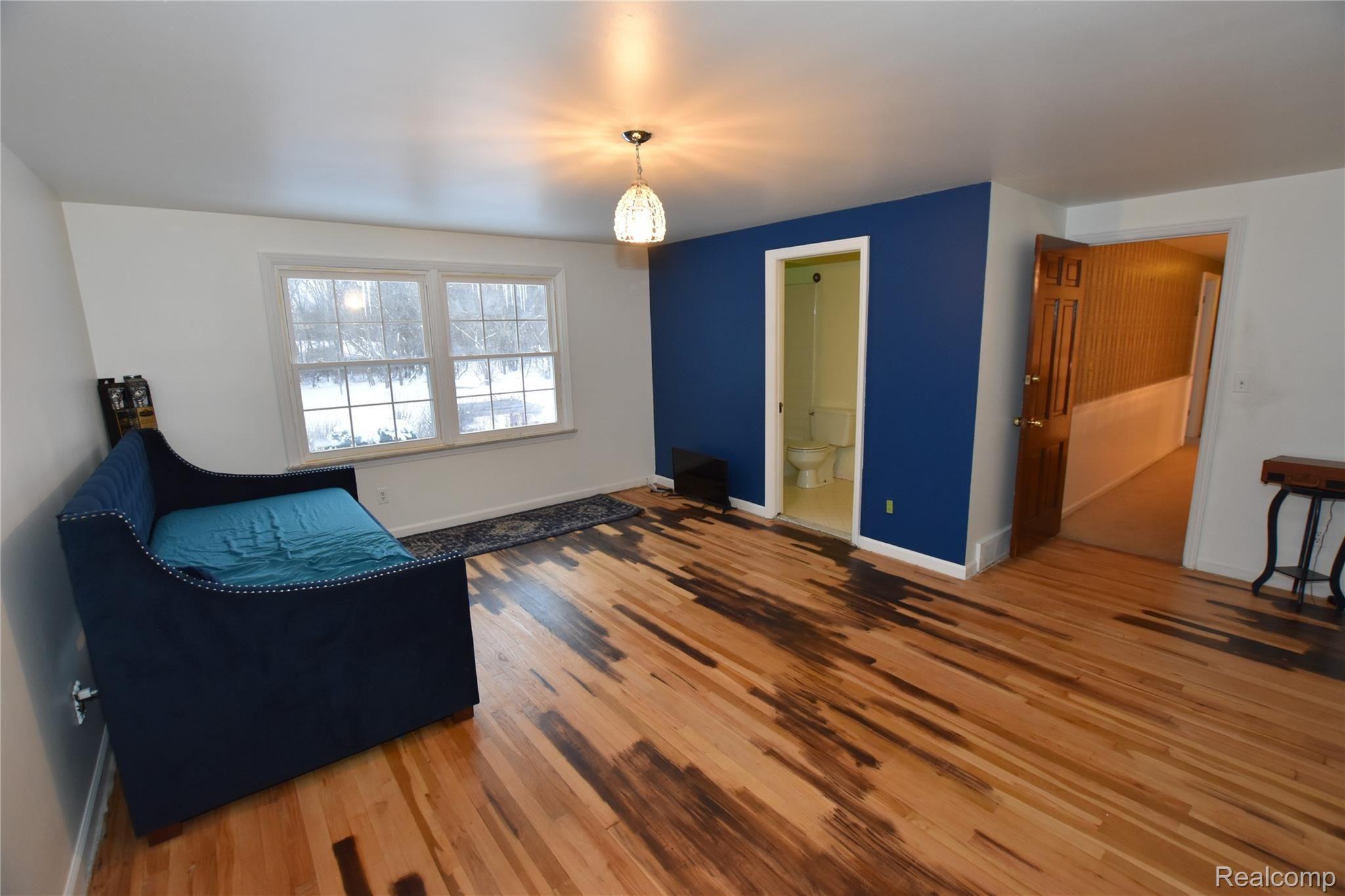 2445 Warner Road Flushing, MI 48433 - Photo 21 of 26 5th bedroom different view