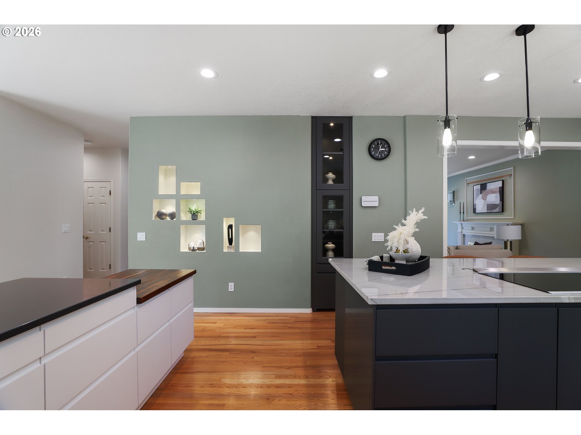 13436 Southwest Clearview Way Tigard, OR 97223 - Photo 11 of 40