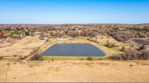 $407,900 | 364 Wonder Drive, Springtown, TX 76082