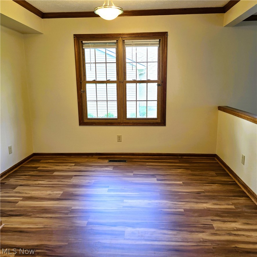 13968 Sprague Road Cleveland, OH 44130 - Photo 6 of 22