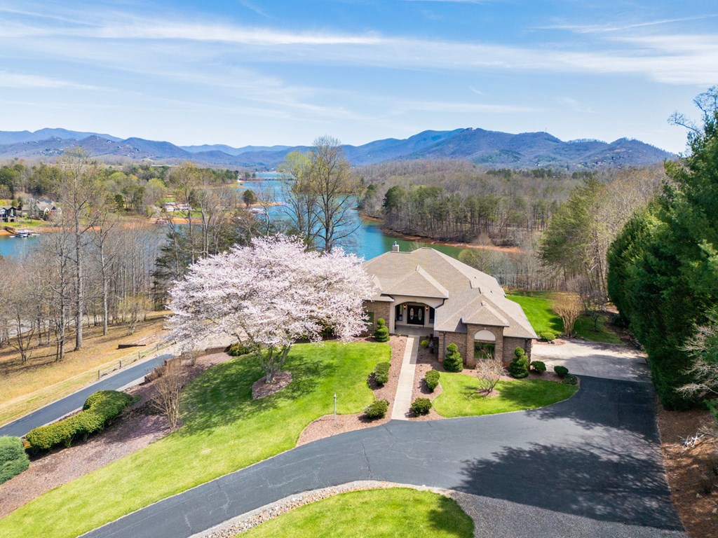 1620 McConnell Road Hiawassee, GA 30546 - Photo 3 of 52 Gallery Image 3