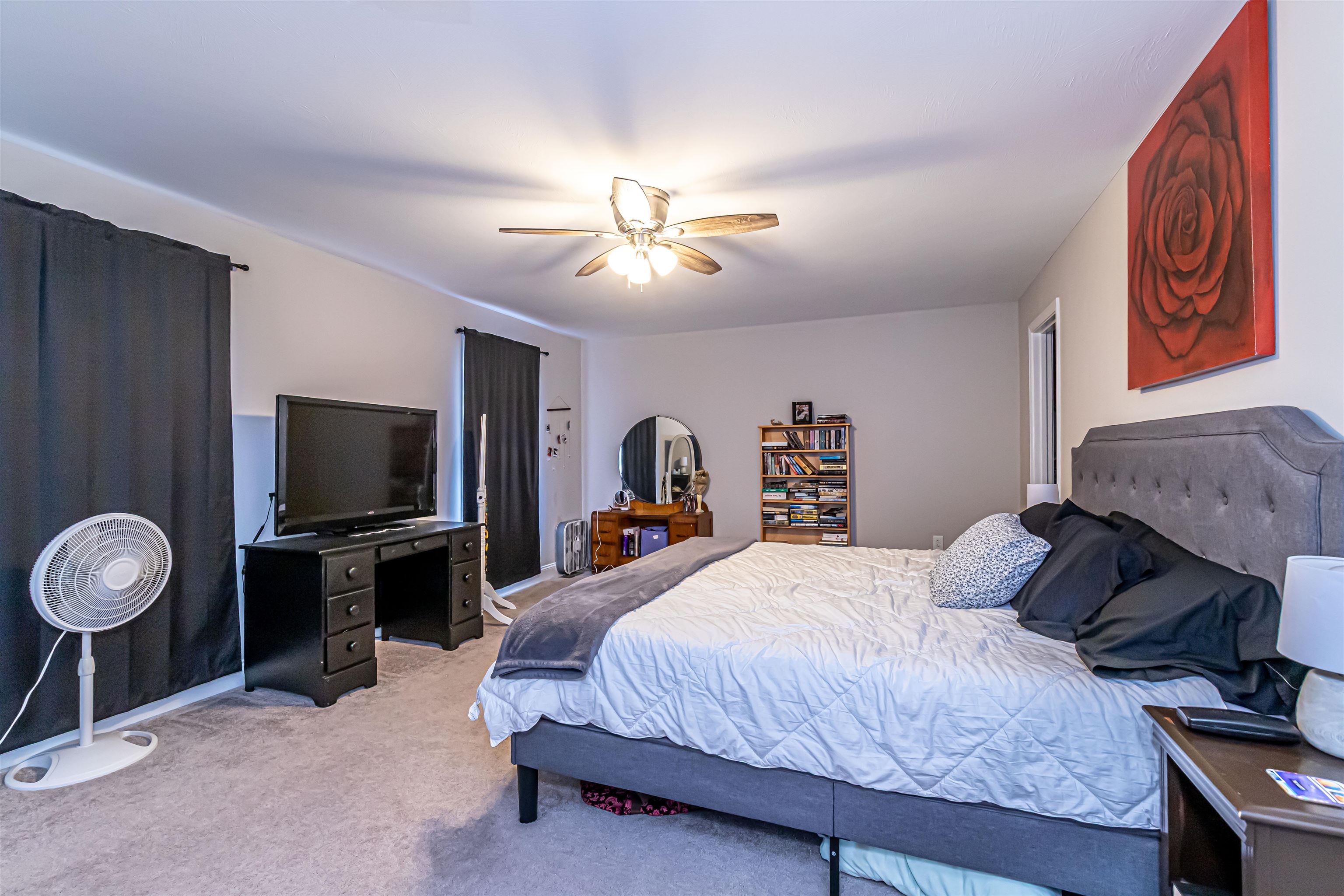 81 Marathon Way Manchester, NH 03109 - Photo 12 of 28 Gallery Image 12