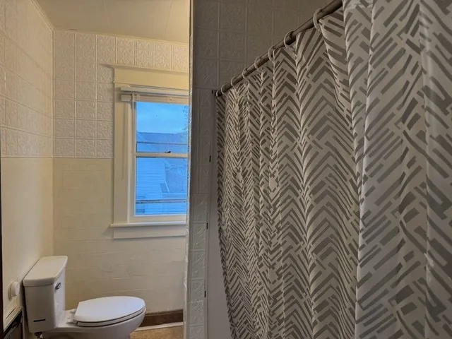 $80,000 | 316 West American Street, Freeport, IL 61032