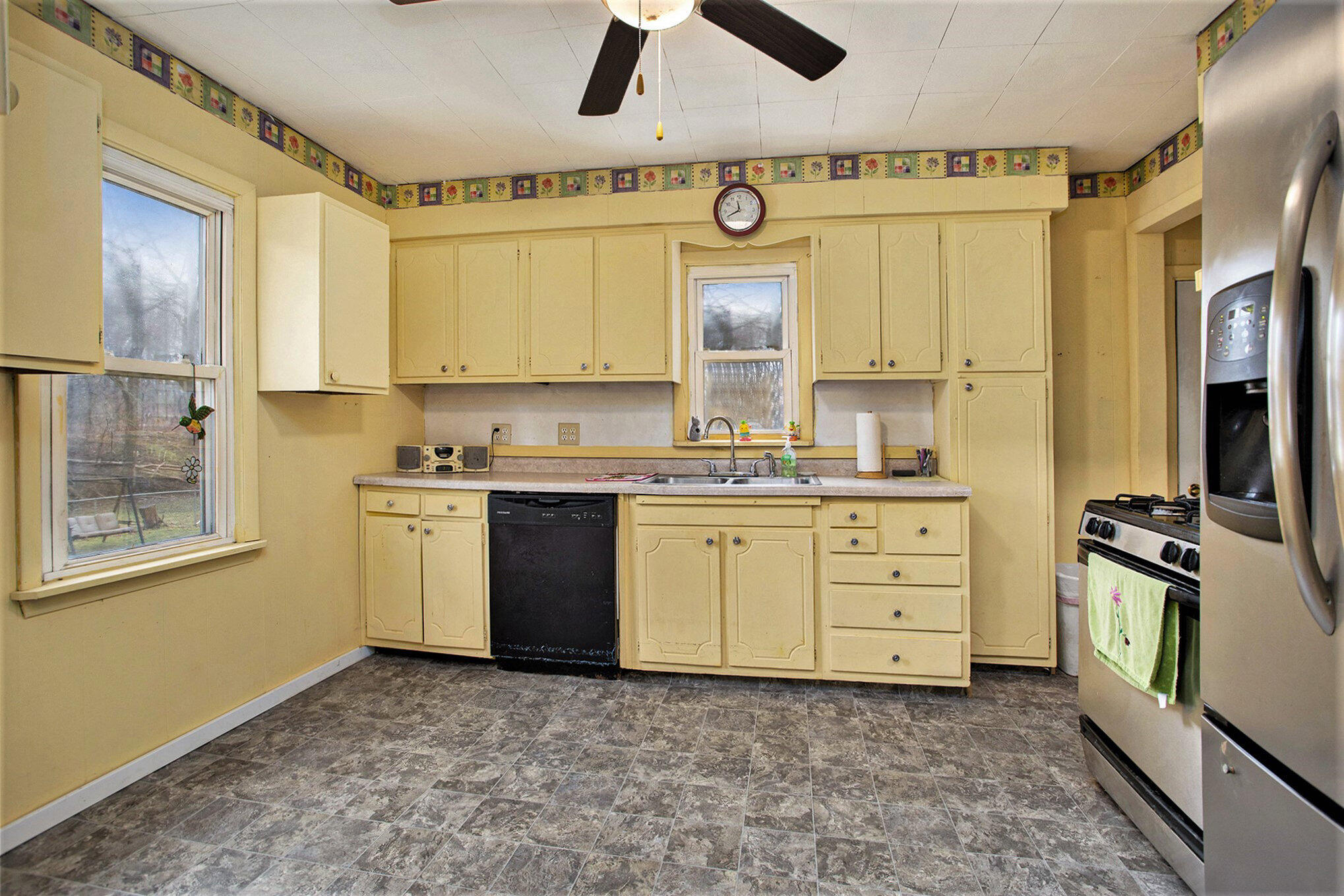 279 Reynolds Road Springfield, MI 49037 - Photo 9 of 21 009_90a1457