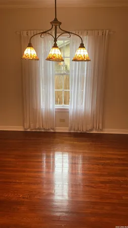 $2,095 | 147 Thomas Jefferson Drive, San Antonio, TX 78228