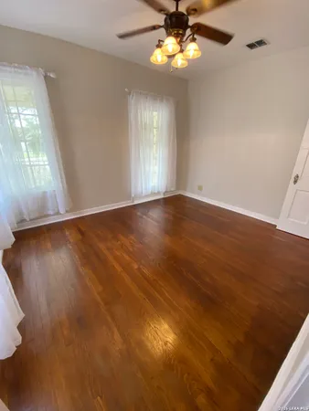 $2,095 | 147 Thomas Jefferson Drive, San Antonio, TX 78228