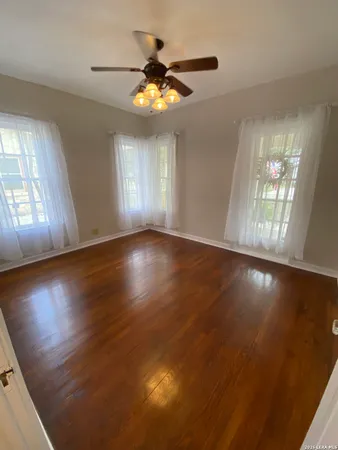 $2,095 | 147 Thomas Jefferson Drive, San Antonio, TX 78228