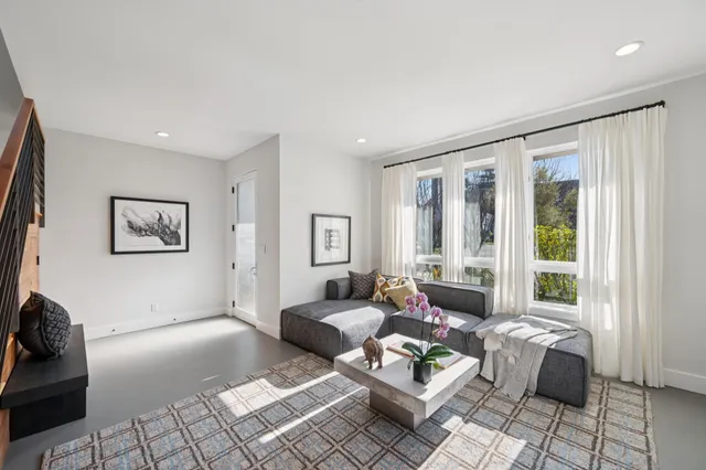 $995,000 | 1126 Ocean Avenue, Oakland, CA 94608