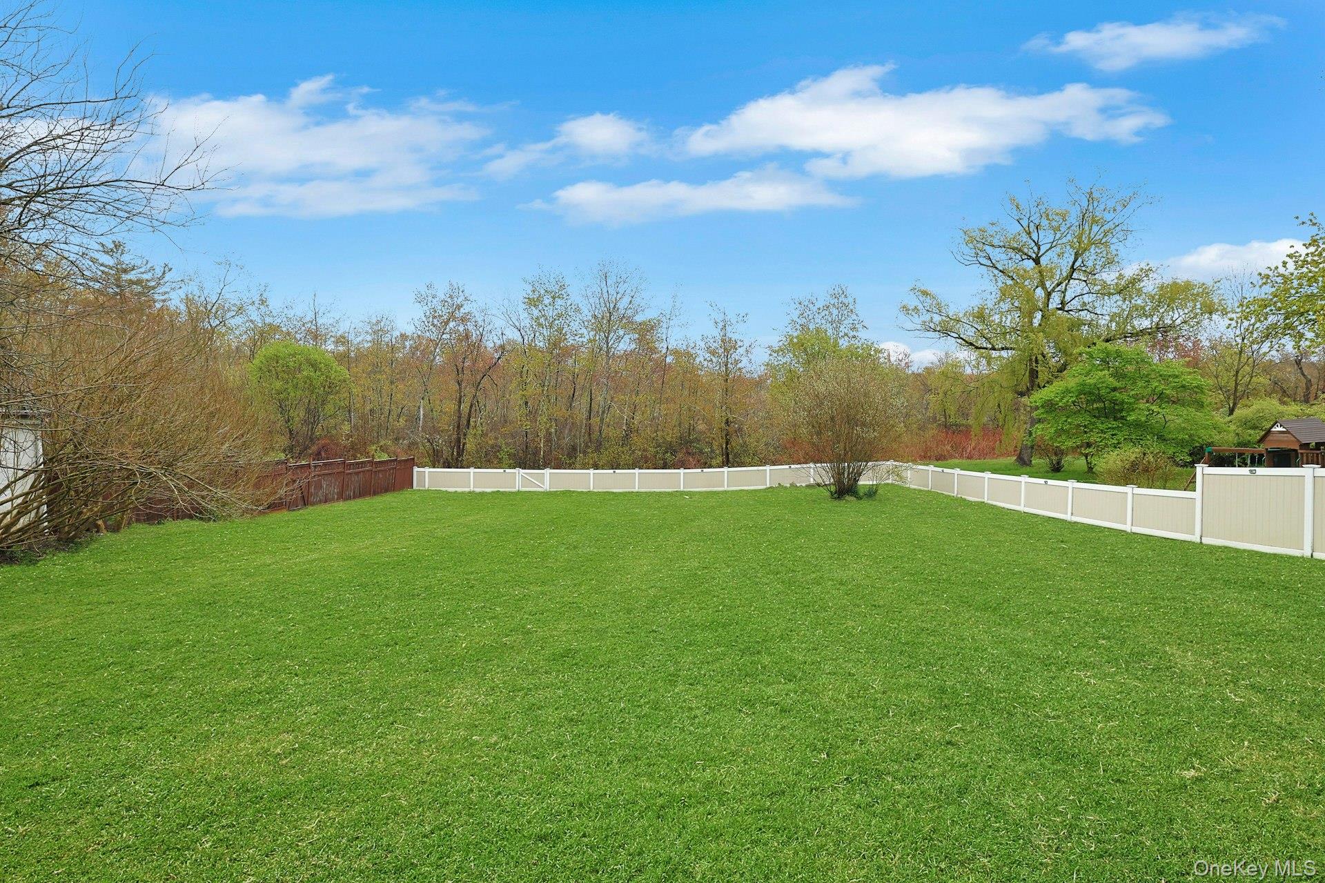 505 Bedford Road Armonk, NY 10504 - Photo 24 of 31