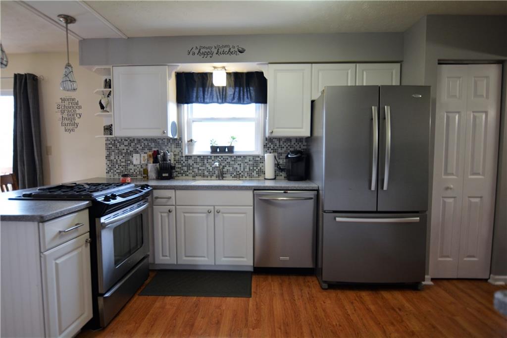 156 Cedar Ridge Drive Monaca, PA 15061 - Photo 12 of 17 Gallery Image 12