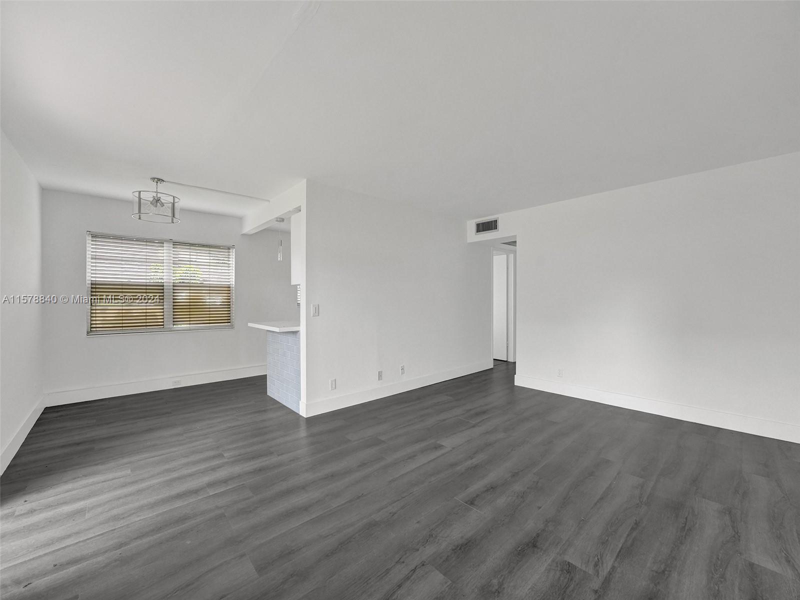 211 Mansfield East, Unit F211 Boca Raton, FL 33434 - Photo 20 of 32 Gallery Image 20